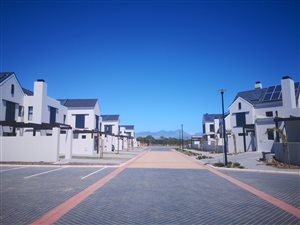 3 Bed House in Acorn Creek Lifestyle Estate