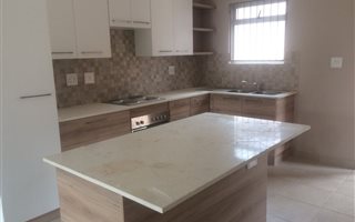 2 Bedroom Flat in Montana Park