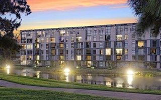 3 Bedroom Apartment in Houghton Estate