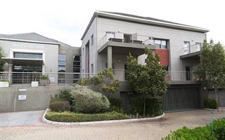 105 m² Commercial space in Century City