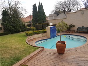 4 Bed House in Orchards