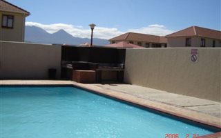 2 Bedroom Apartment in Strand Central