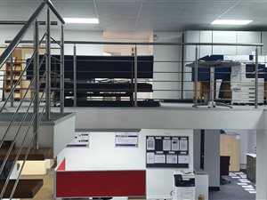 500 m² Commercial space in Newton Park