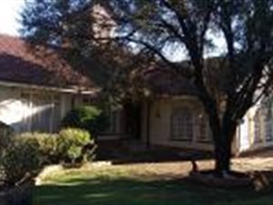 4 Bed House in Brackenhurst