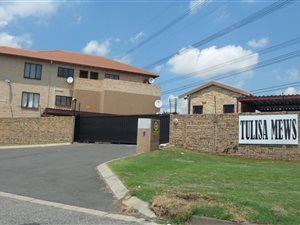 2 Bed Townhouse in Tulisa Park