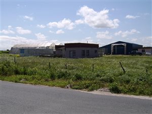 4.2 ha Land available in Schaap Kraal