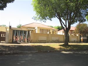 2 Bed House in Rosettenville