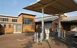 1360 m² Commercial space in Bronkhorstspruit