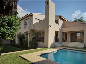 3 Bed House in Dainfern Golf Estate