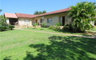 8.5 ha Smallholding in Barberton