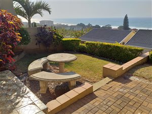 2 Bed Townhouse in Hibberdene