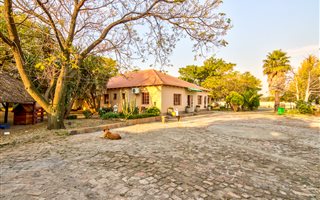 3254 m² Commercial space in Denneoord