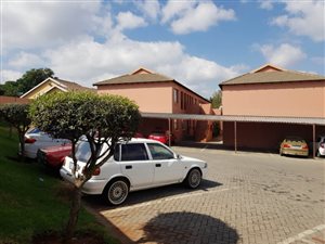 3 Bed Flat in Delarey
