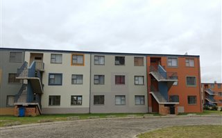 2 Bedroom Flat in Madadeni
