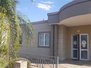 44 m² Office Space in Highveld