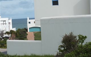 429 m² Land available in Paradise Beach