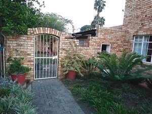 3 Bed Townhouse in Hospitaalpark
