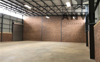 595 m² Industrial space in Atlasville
