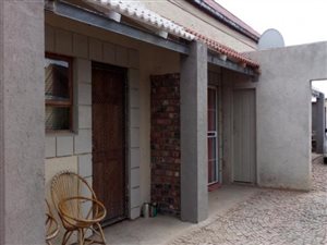 2 Bed House in Kimberley Central