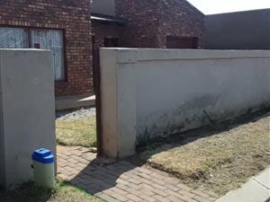 3 Bed House in Daveyton
