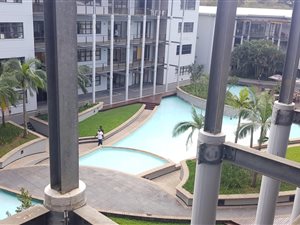 184 m² Office Space in Riverhorse Valley