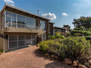 4 Bed House in Ontdekkers Park