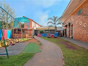 Commercial space in Dalview