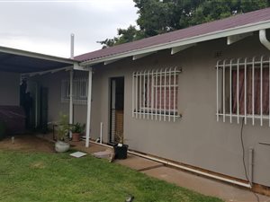 3 Bed House in Nigel Central