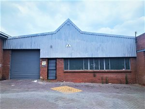 275 m² Industrial space in Monavoni