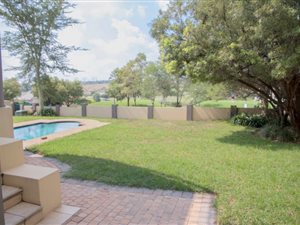4 Bed House in Blue Valley Golf Estate