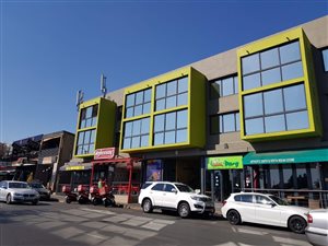 100 m² Commercial space in Greenside