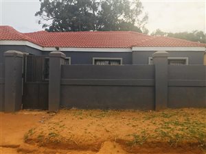 3 Bed House in Bram Fisherville