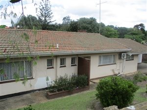6 Bed House in Pinelands