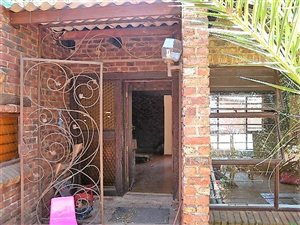 3 Bed House in Doringkruin