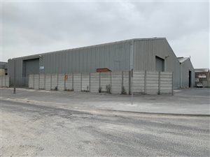 1580 m² Commercial space in Broadlands