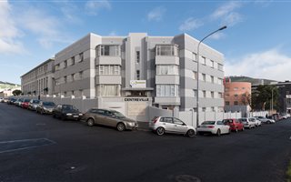 2 Bedroom Apartment in Zonnebloem