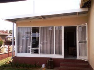 4 Bed House in Florentia