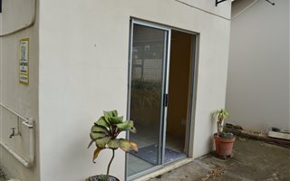 1 Bedroom Garden Cottage in Vincent