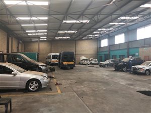 1170 m² Industrial space in Waltloo