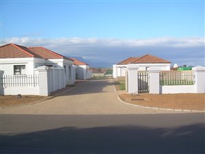 270 m² Land available in Riversdale