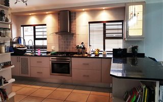 3 Bedroom House in Bartlett