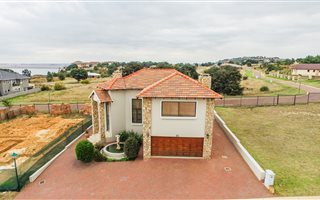 3 Bedroom House in Kungwini Country Estate