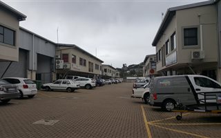 216 m² Commercial space in Briardene