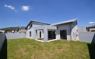 3 Bedroom House in Eye of Africa