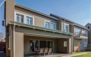3 Bedroom Duplex in Fourways