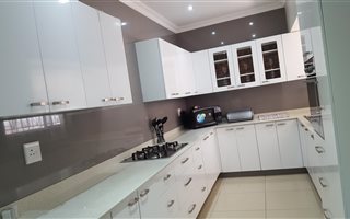 3 Bedroom House in Grantham Park