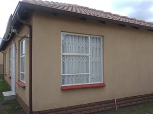 3 Bedroom House in Vanderbijlpark CE4
