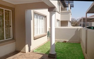 2 Bedroom House in Dalpark