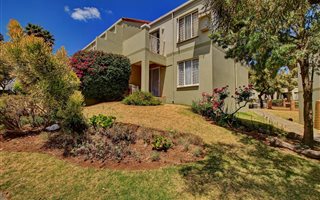 1 Bedroom Apartment in Radiokop