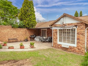 3 Bed Townhouse in Kelvin
